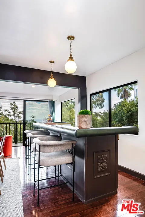 9234 Kinglet Drive Los Angeles, CA 90069