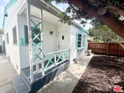 940 Milwood Avenue