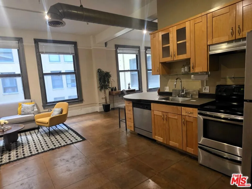 108 W 2nd Street #410 Los Angeles, CA 90012