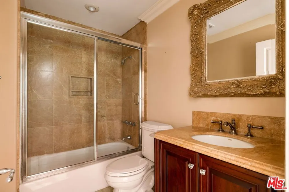 3469 Cordova Drive Calabasas, CA 91302