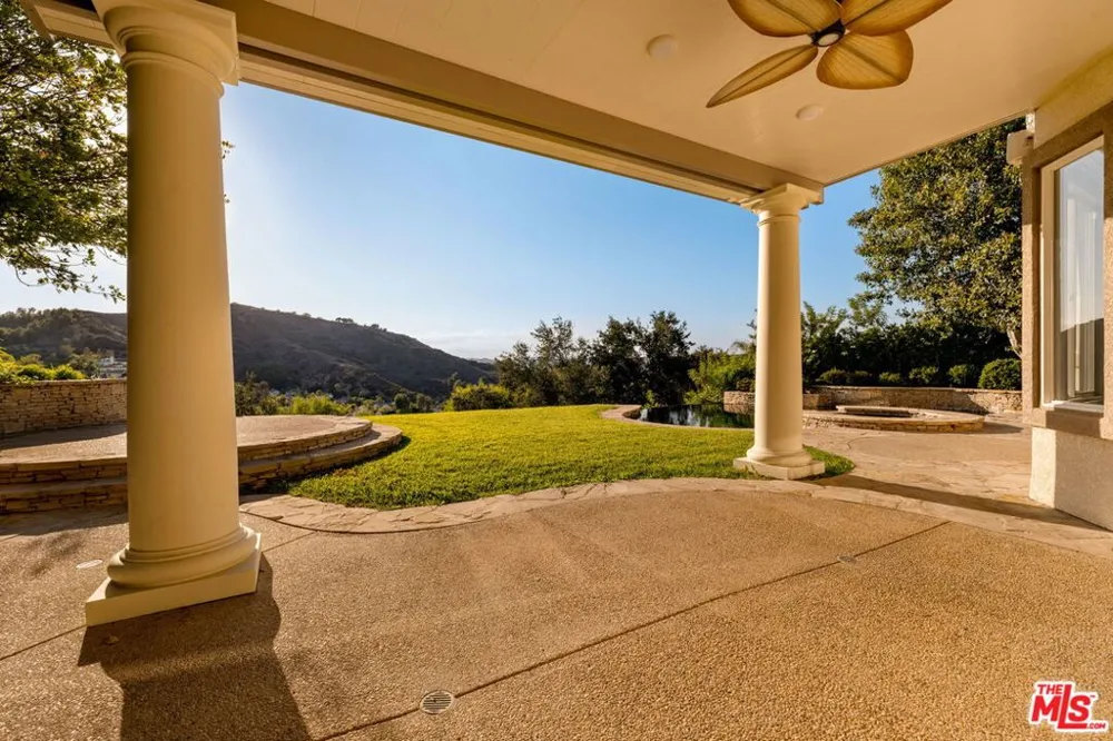 3469 Cordova Drive Calabasas, CA 91302