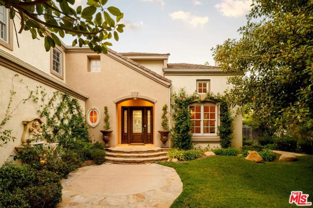 3469 Cordova Drive Calabasas, CA 91302