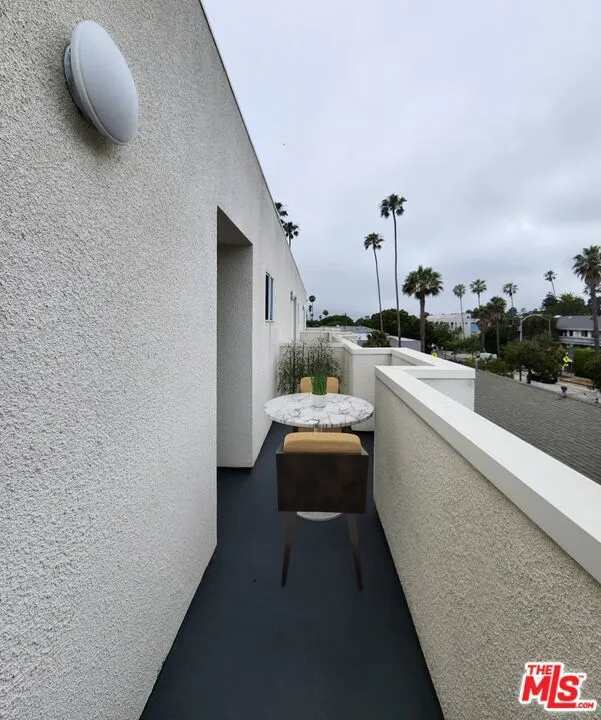 807 21st Street #5 Santa Monica, CA 90403