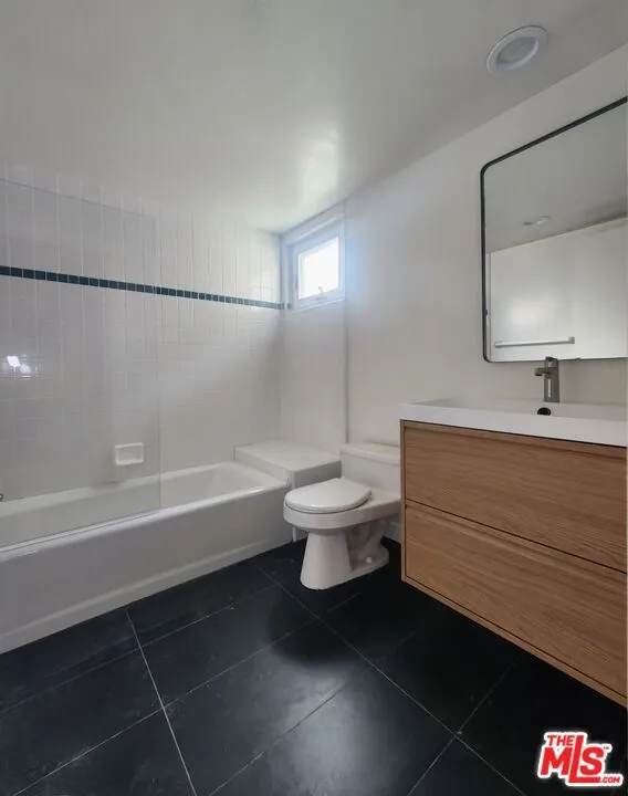 807 21st Street #5 Santa Monica, CA 90403