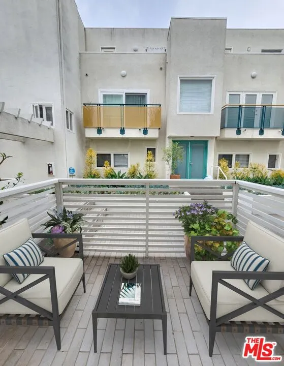807 21st Street #5 Santa Monica, CA 90403