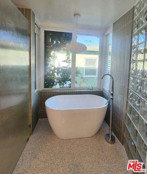 807 21st Street #5 Santa Monica, CA 90403