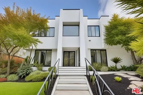 801 Alexandria Avenue