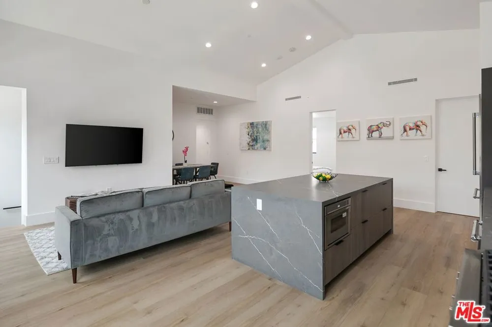 1236 Spaulding Avenue #2 West Hollywood, CA 90046