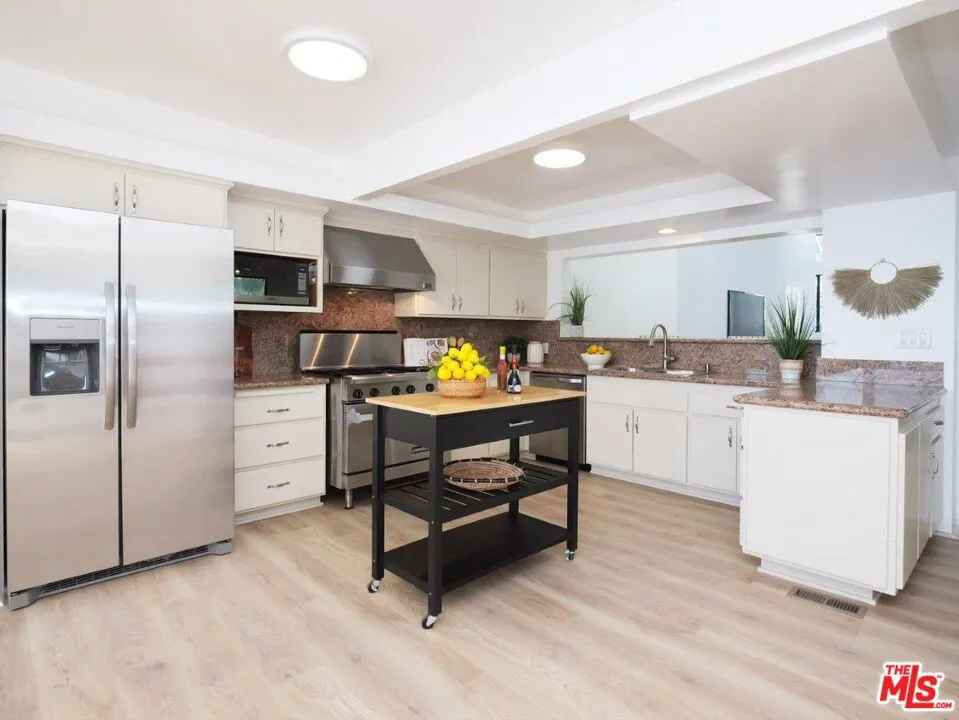 2105 W Paseo Del Mar San Pedro, CA 90732