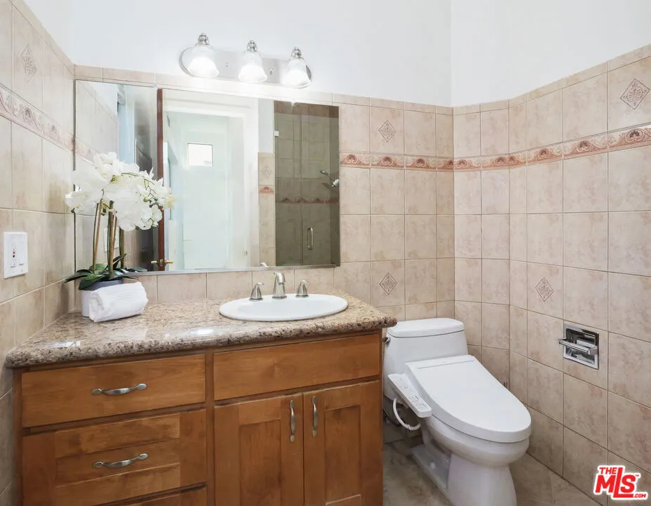 2105 W Paseo Del Mar San Pedro, CA 90732