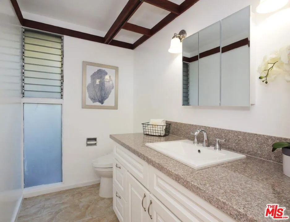 2105 W Paseo Del Mar San Pedro, CA 90732