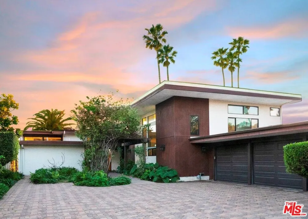 2105 W Paseo Del Mar San Pedro, CA 90732