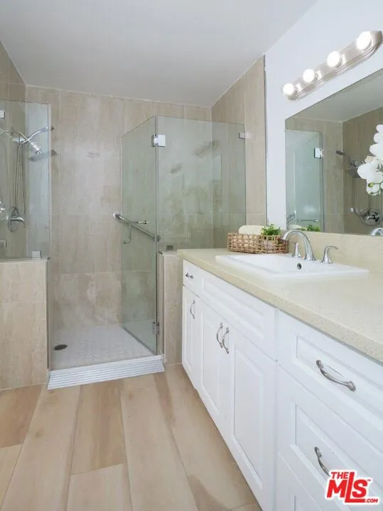 2105 W Paseo Del Mar San Pedro, CA 90732