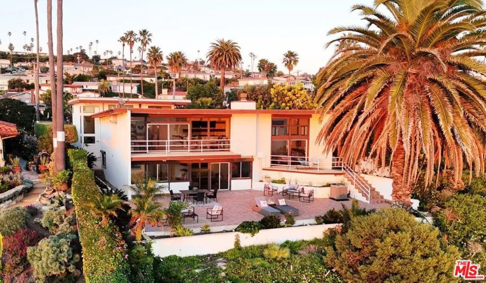 2105 W Paseo Del Mar San Pedro, CA 90732