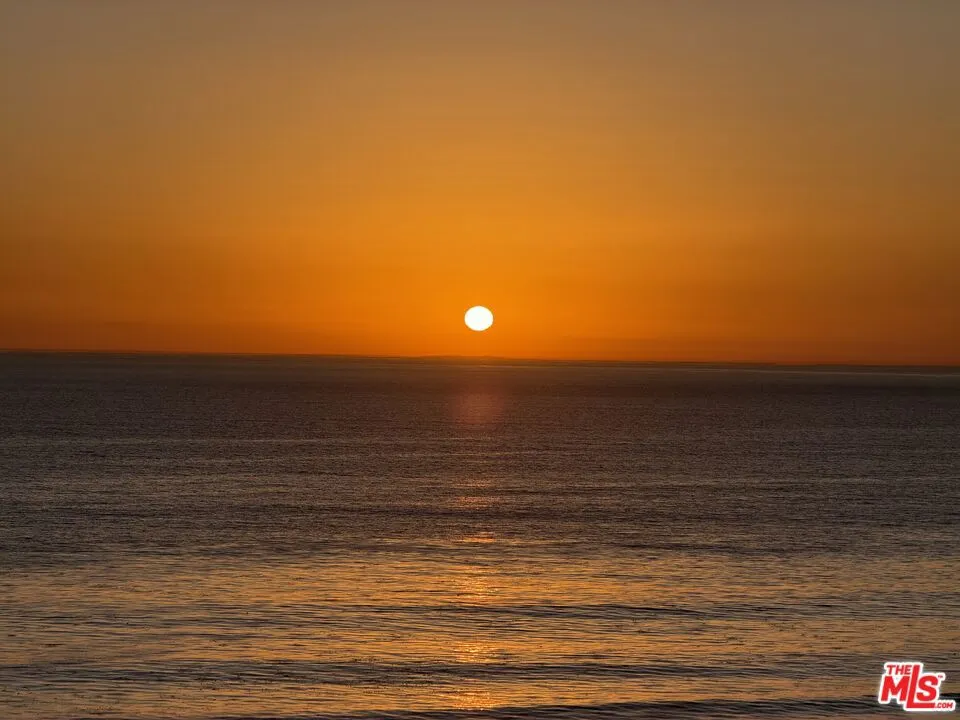 2105 W Paseo Del Mar San Pedro, CA 90732