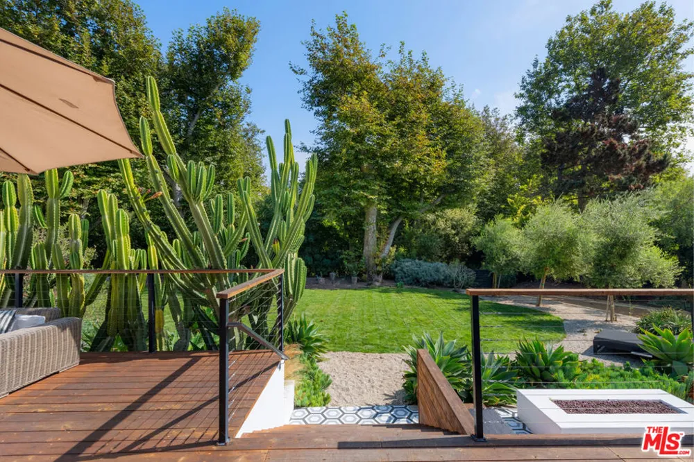 6316 Busch Drive Malibu, CA 90265
