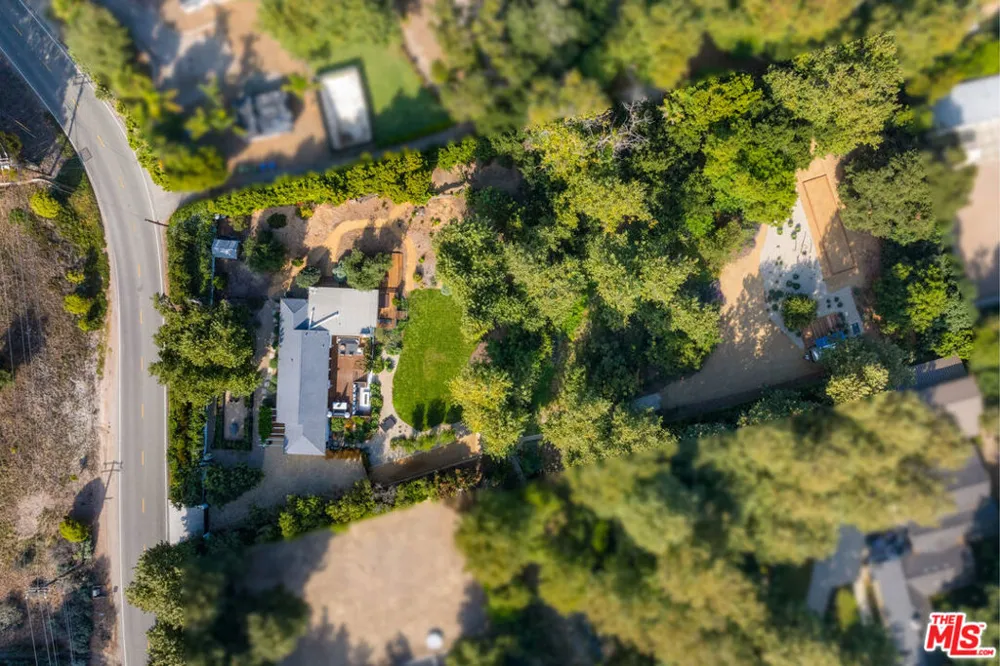 6316 Busch Drive Malibu, CA 90265