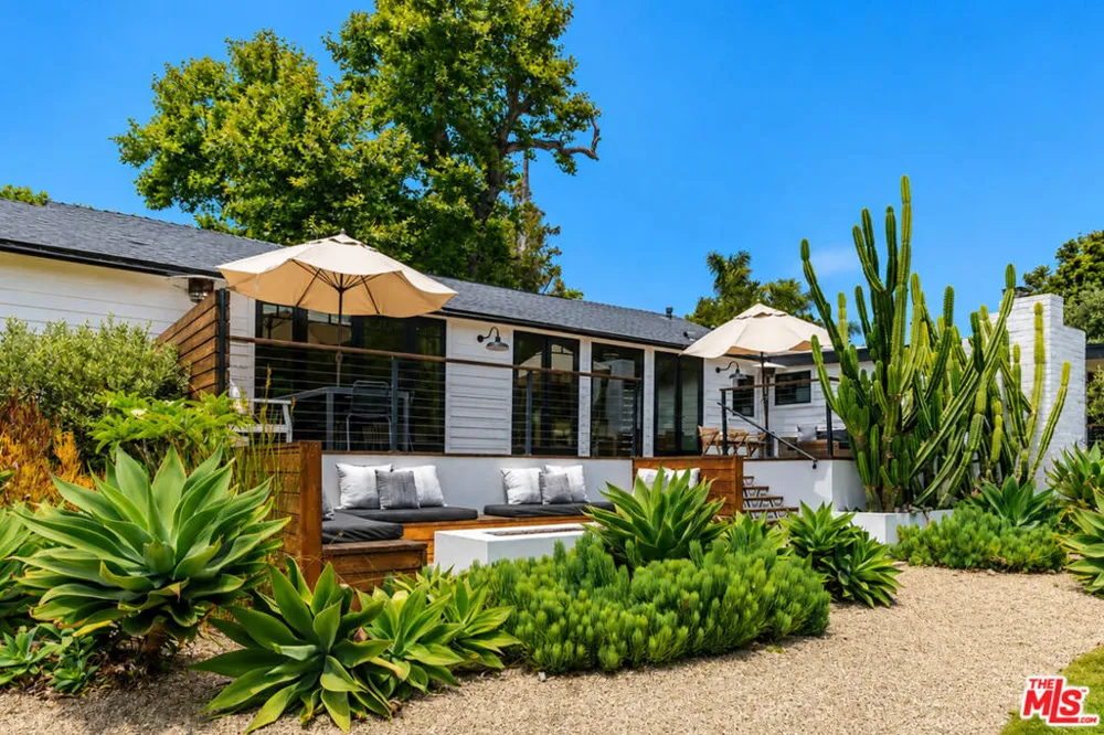 6316 Busch Drive Malibu, CA 90265