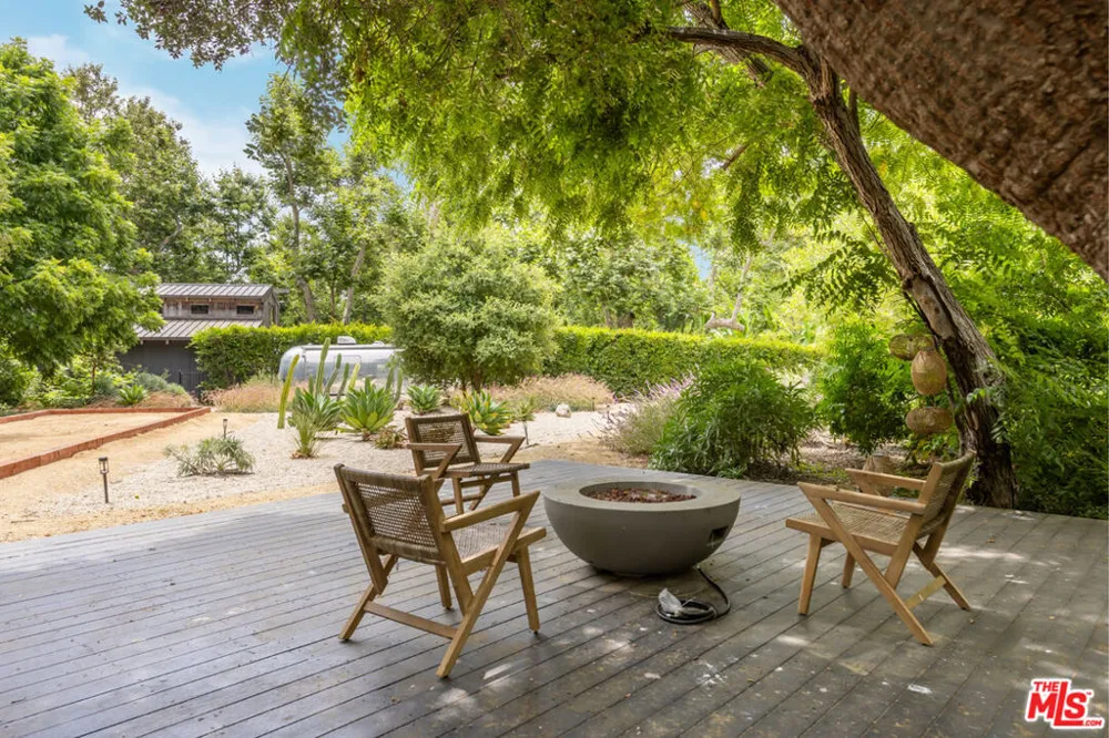 6316 Busch Drive Malibu, CA 90265