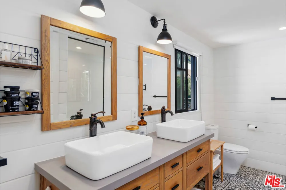 6316 Busch Drive Malibu, CA 90265
