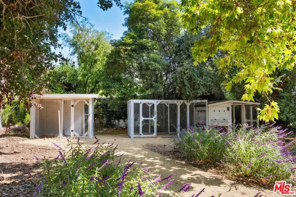 6316 Busch Drive Malibu, CA 90265