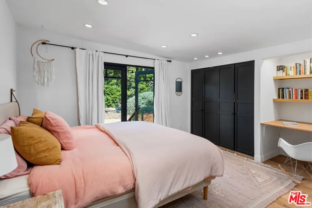 6316 Busch Drive Malibu, CA 90265