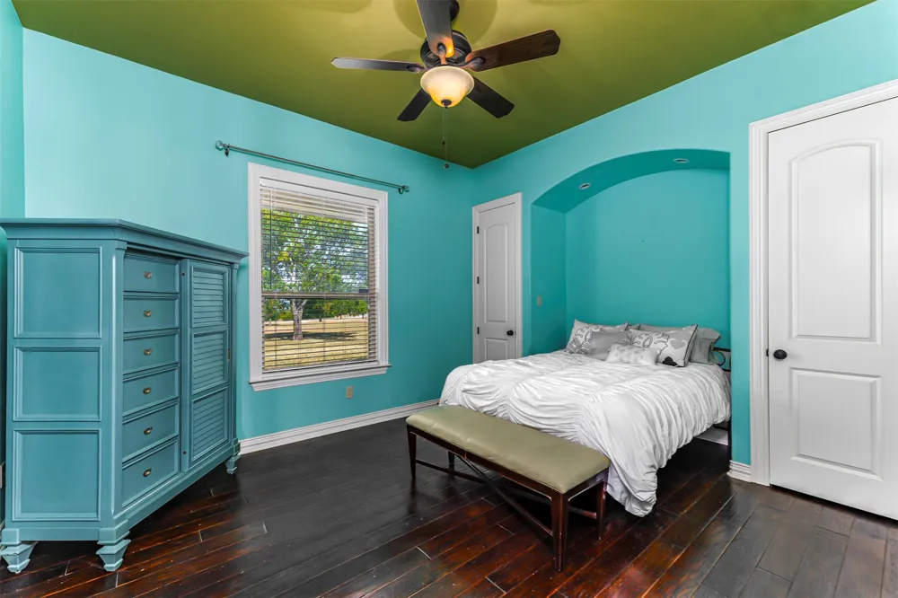 223 E Bay Drive Bridgeport, TX 76426