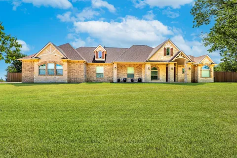 223 E Bay Drive