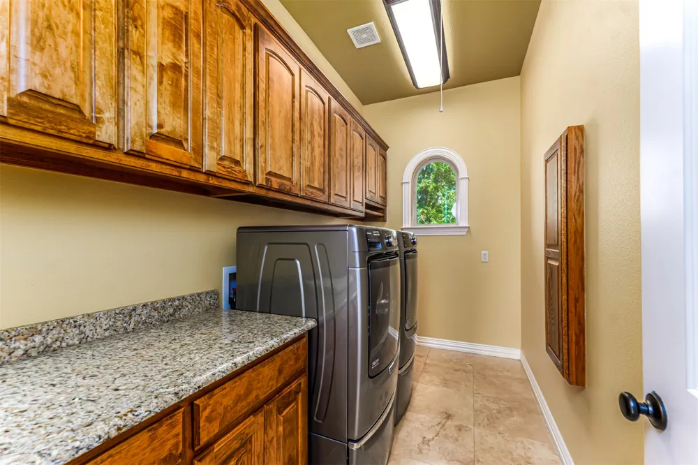 223 E Bay Drive Bridgeport, TX 76426