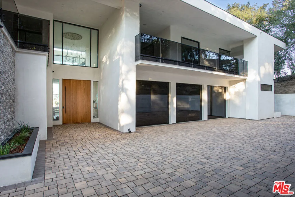4701 Sophia Avenue Encino, CA 91436