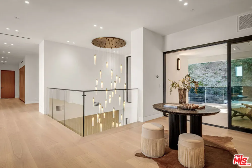 4701 Sophia Avenue Encino, CA 91436