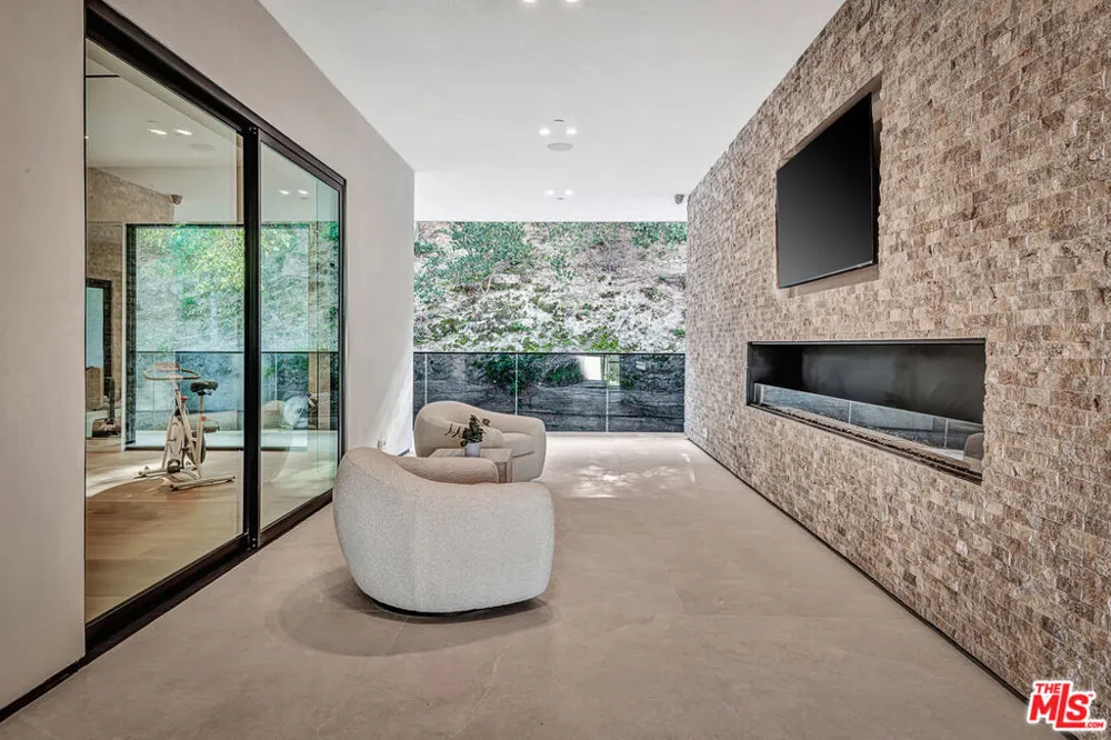 4701 Sophia Avenue Encino, CA 91436