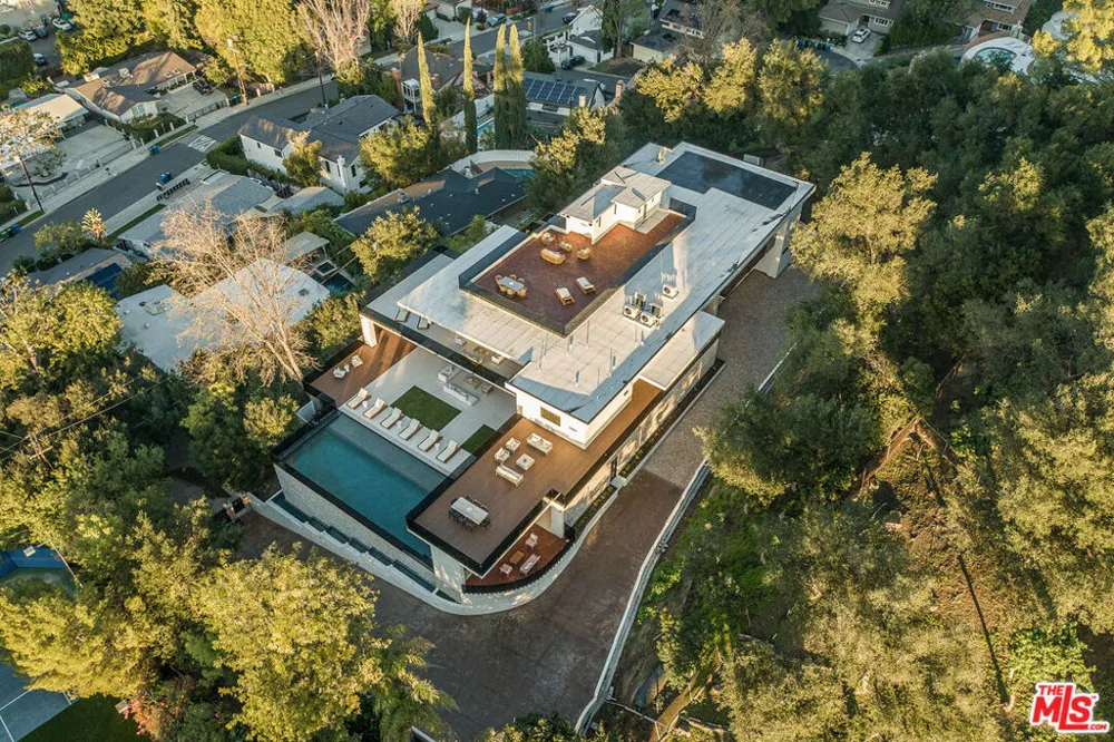 4701 Sophia Avenue Encino, CA 91436