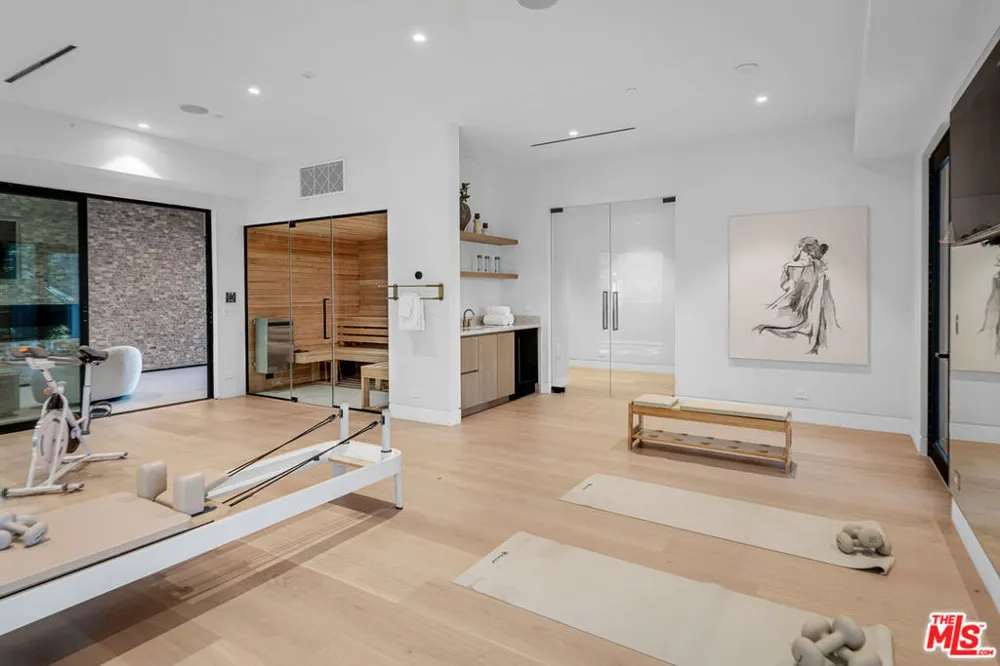 4701 Sophia Avenue Encino, CA 91436