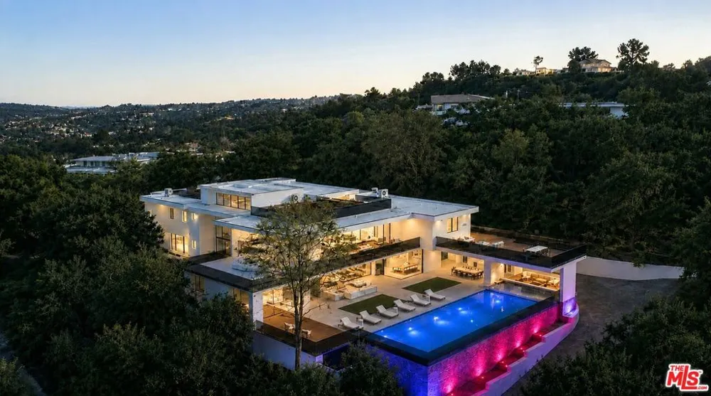 4701 Sophia Avenue Encino, CA 91436