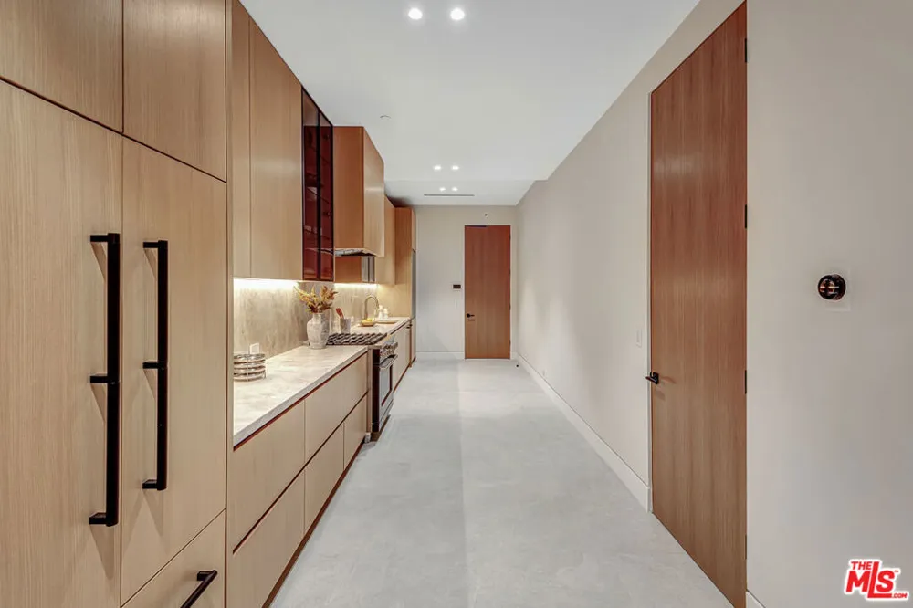 4701 Sophia Avenue Encino, CA 91436