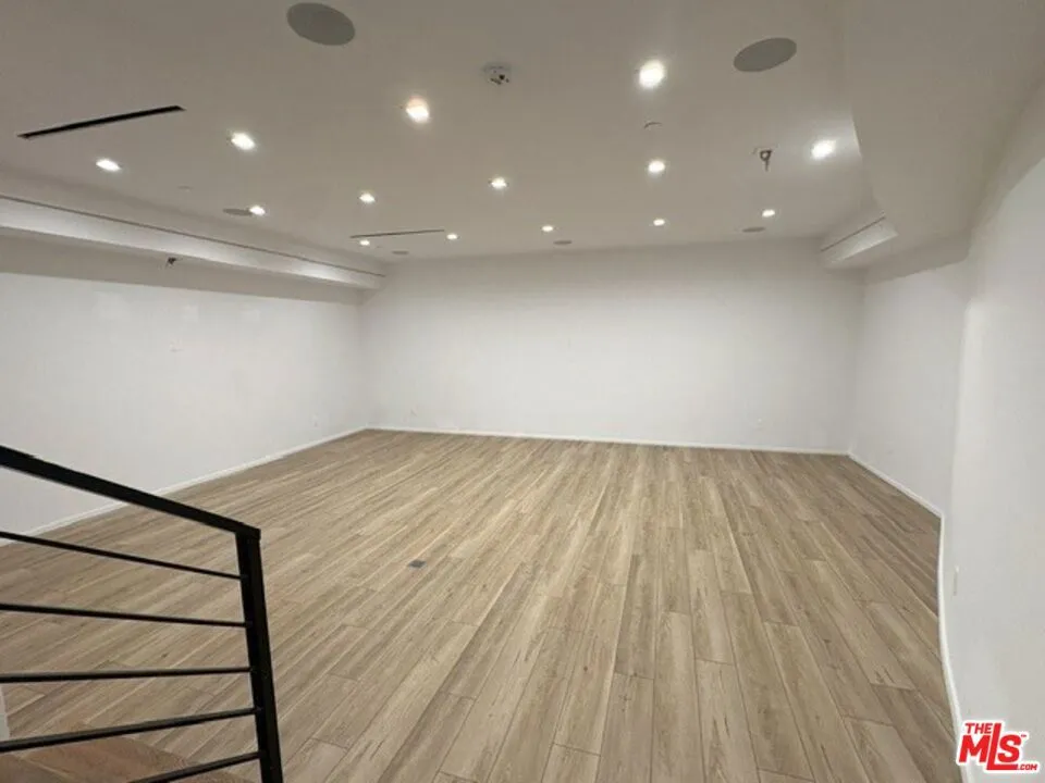 4338 Huntley Avenue Culver City, CA 90230