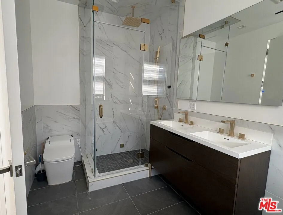 4338 Huntley Avenue Culver City, CA 90230