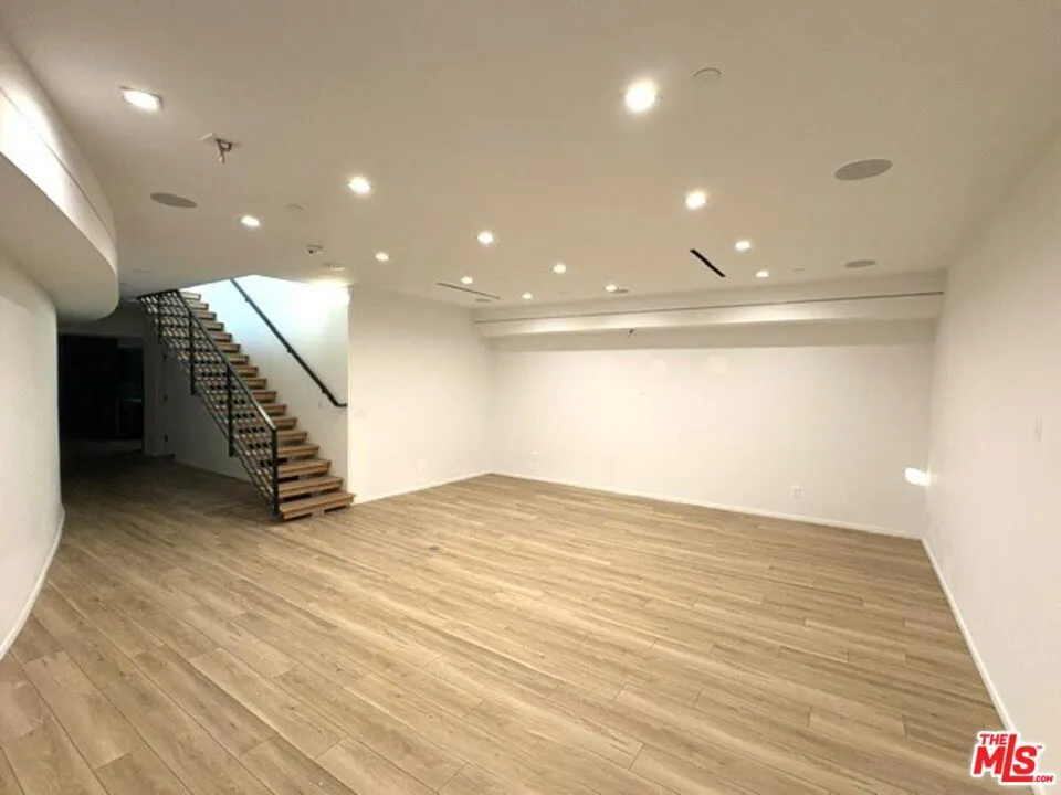 4338 Huntley Avenue Culver City, CA 90230