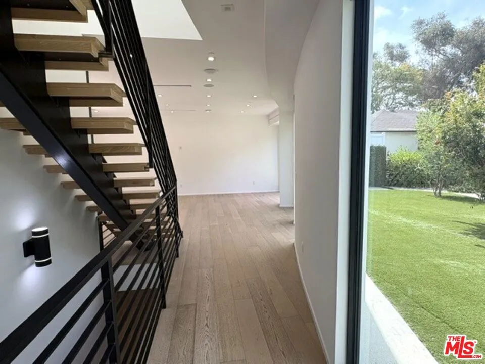 4338 Huntley Avenue Culver City, CA 90230