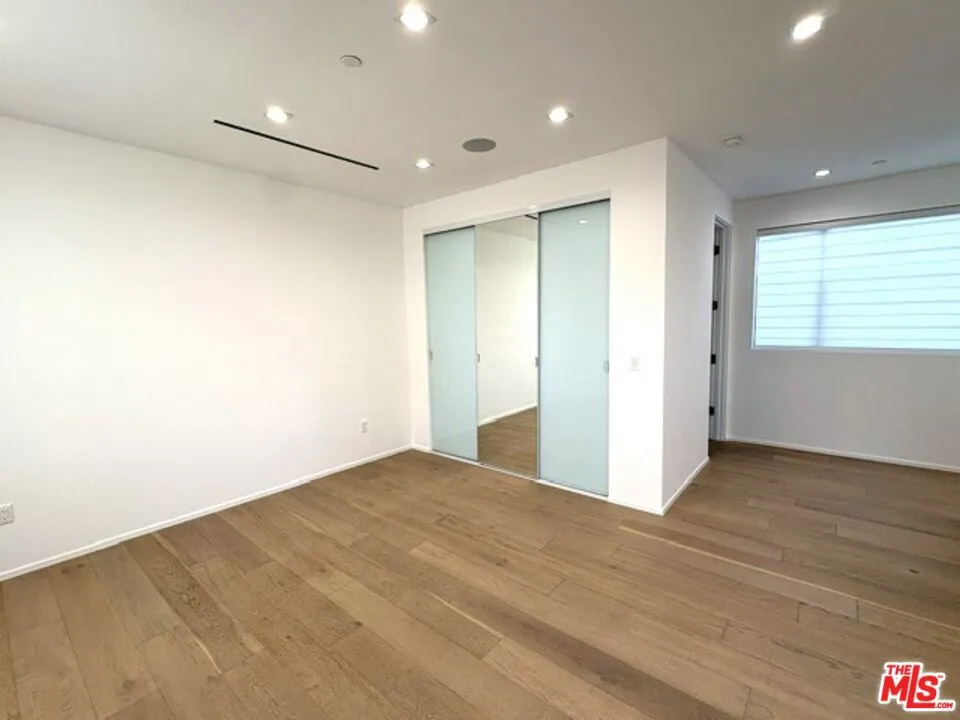4338 Huntley Avenue Culver City, CA 90230