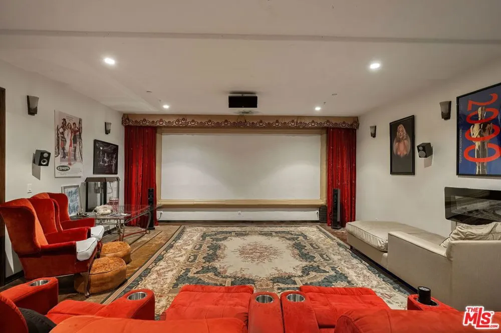 28305 Via Acero Street Malibu, CA 90265