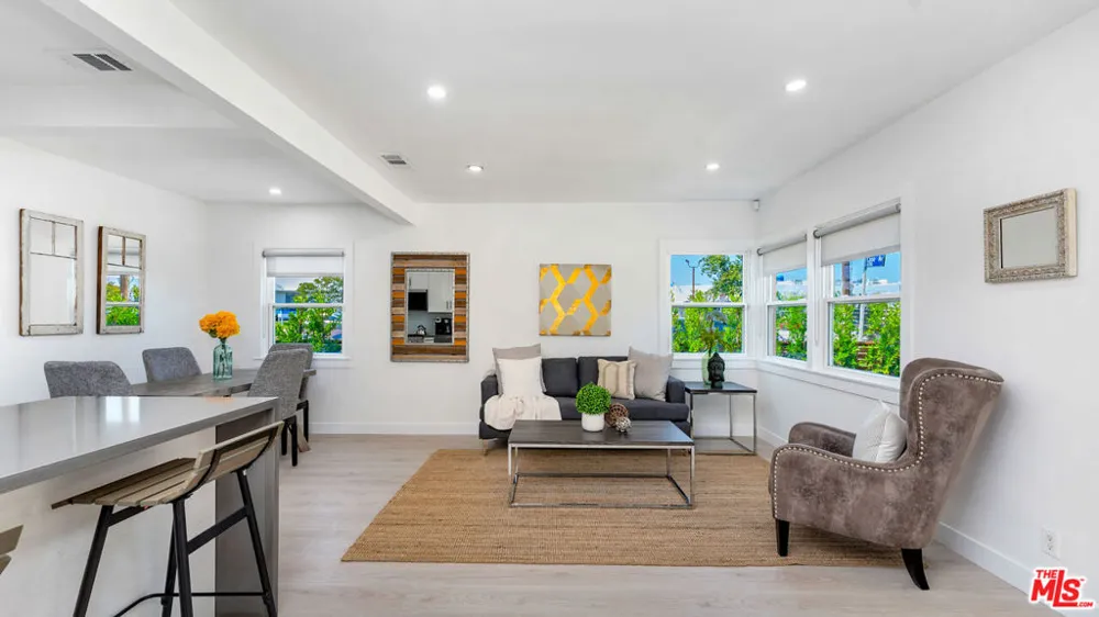 6763 Case Avenue North Hollywood, CA 91606