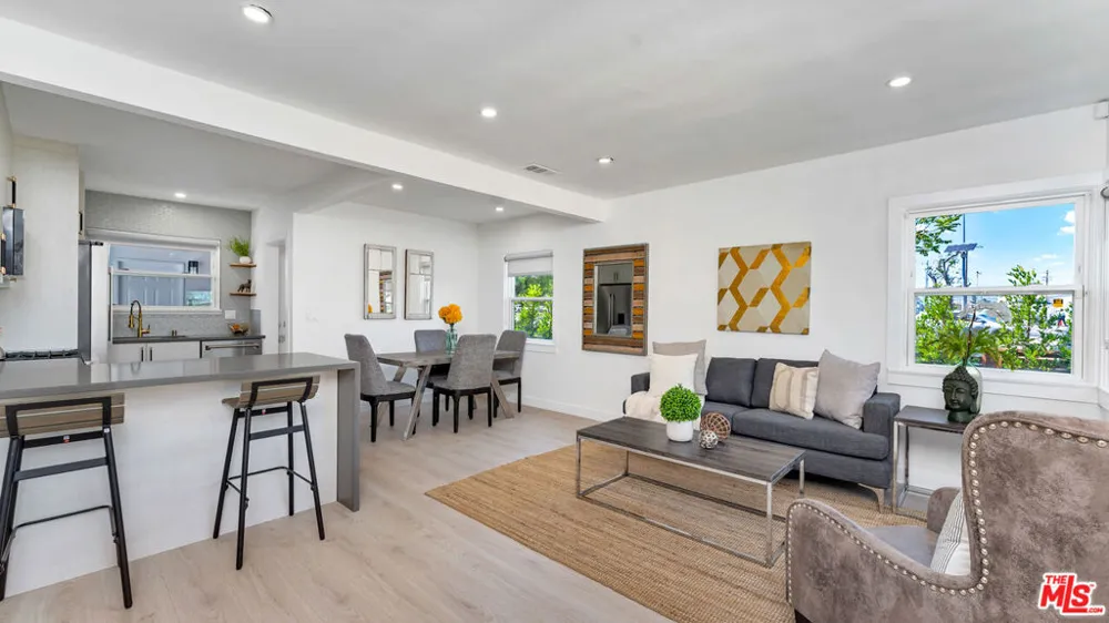6763 Case Avenue North Hollywood, CA 91606