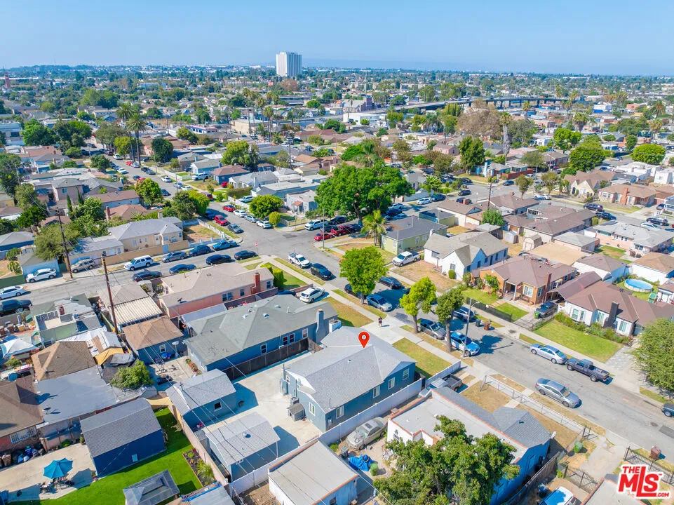 1410 Willow Avenue Compton, CA 90221