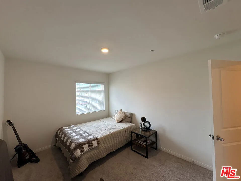 282 Basswood Way San Jacinto, CA 92583