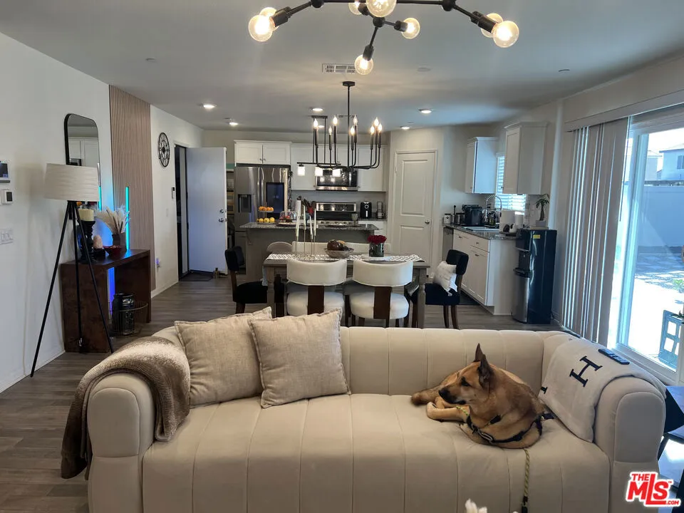 282 Basswood Way San Jacinto, CA 92583