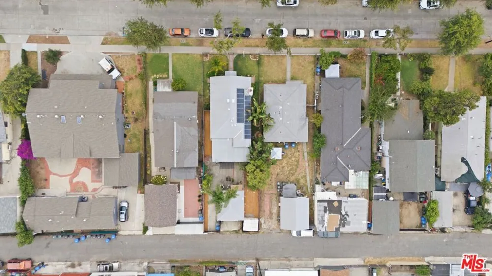 6229 Canobie Avenue Whittier, CA 90601