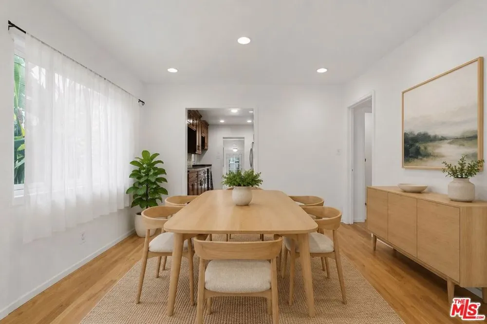 6229 Canobie Avenue Whittier, CA 90601