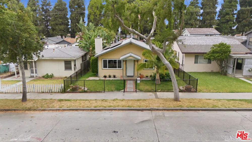 6229 Canobie Avenue Whittier, CA 90601